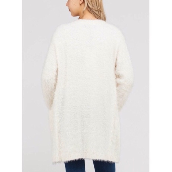 ❗️LAST❗️Fuzzy Long Cardigan with Pockets - Picture 2 of 4
